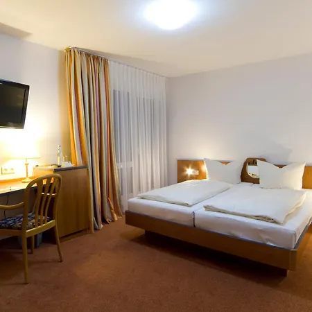 호텔 Sonneck 슈바비슈할