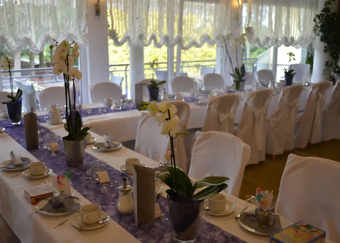 Sonneck ホテル シュヴェービッシュ・ハル